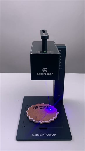 Engraving Cork Coasters with LaserTonor | Power 40 / Speed 75 #laserengraving #lasertonor #tech