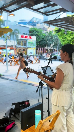 People may just pass by while I sing, but I know that even one soul can be touched through worship. It’s not my job to move their hearts, that’s the Lord’s work, and His will shall be done! ❤️🎶 #fyp #foryourpage #busker #katetorresmusic #acousticworship