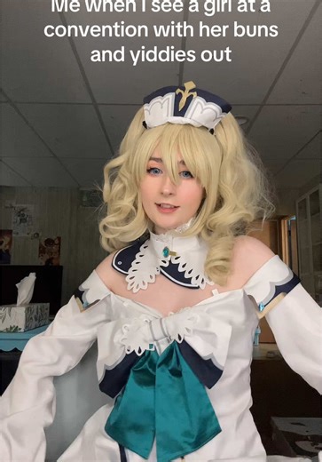 Genshin Impact Barbara Cosplay Showcase