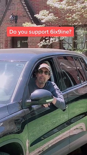 Do you support 6ix9ine? #6ix9ine #gooba #gummo