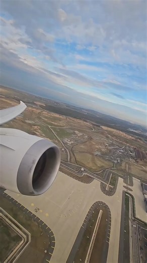 Beautiful Departure from Istanbul Airport | Boeing Takeoff View ✈️ Saying goodbye to the beautiful city of Istanbul 🇹🇷 as we take off from Istanbul Airport (IGA) aboard a Boeing aircraft! ✈️ Enjoy this breathtaking window seat view showcasing the vast highway network and stunning Turkish landscape from above. 📍 Location: Istanbul Airport (IGA) 🛫 Aircraft: Boeing 🎵 Music: "Ateşe Düştüm" – Mert Demir 📅 Date: June 2025 Don't forget to like 👍, comment 💬, and subscribe 🔔 for more aviation co