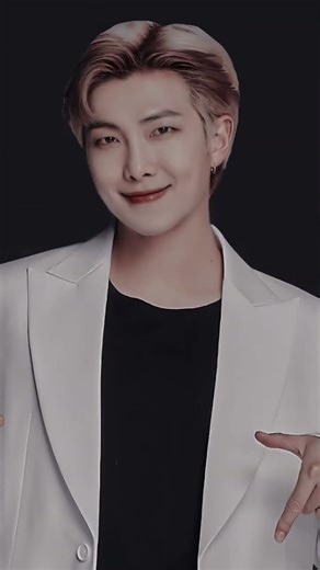 jobhi BTS she pyar Karta Hai like karo subscribe karo Red heart ♥️ comment karo