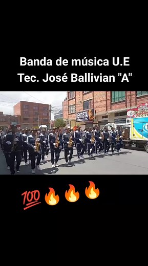 Aniversario de Colegio San Vicente de Paul con Bandas Estudiantiles y Música de Banda