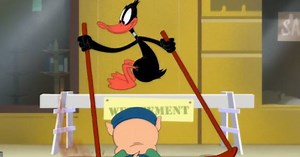 Looney Tunes Cartoons Preview Finds Daffy One Stuck Duck