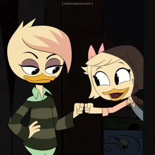 #WEBLENA : theyre the girlfriends ever #ducktales2017edit #ducktales2017 #webbyvandquack #lenasabrewing #webbyducktales #webbyducktalea2017 #lenaducktales #lenaducktalea2017 #weblenaducktales #weblenaducktales2017
