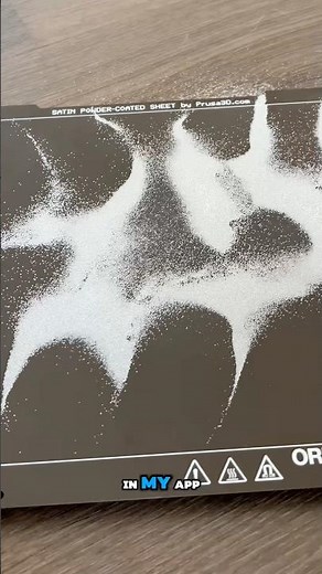 Making sound waves from salt 🧂