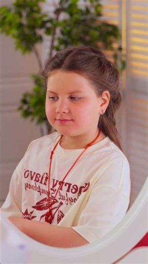 Craft Your Dream Makeup Bag for Playtime Magic! 🌟💖