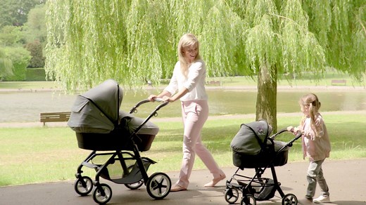 Our Silver Cross dolls prams are made to provide imaginative, active play for years and years as your little one grows www.playlikemum.com/ | Play Like Mum