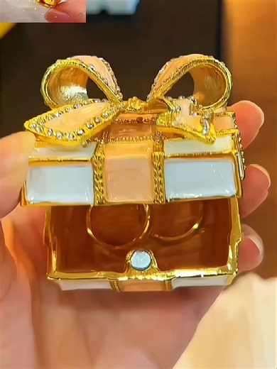 Exploring Lucky Rings: Symbols of Fortune and Charm