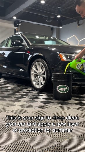 In need of a complete exterior overhaul? MAX Power Car Wash has you covered. This multi-purpose car wash soap delivers extreme deep cleaning action that degreases surfaces and lifts the stickiest of grimes. Pro tip: finish the job by topping with Hybrid Solutions Ceramic Spray Coating for added protection & shine! Shop now: https://bit.ly/3lvnBKa | Turtle Wax