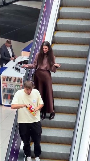 What happens when you surprise strangers at the mall? #AlexEasy #Escalator #Pranks