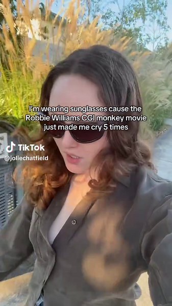 Robbie Williams' CGI Monkey Movie: A Tribute to Nans