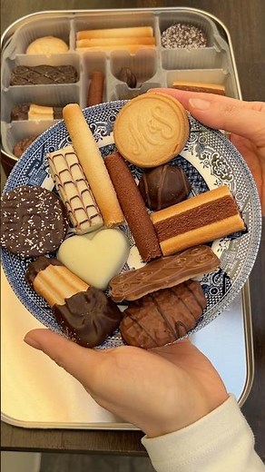 M&S Belgian Collection Chocolate Biscuits, 1kg Tin, Dark Milk and White Chocolate Assortment