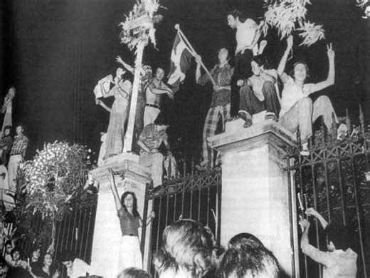 «Το Πολυτεχνείο είναι οχυρωμένο με τα στήθη των φοιτητών…» - Παυλάκης, Λεκατσά, Σεφεριάδης μιλούν στο mononews - Mononews.gr