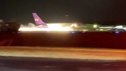 Watch as a FedEx plane 'crash lands' in Chattanooga after takeoff