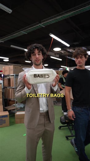 Stylish White Toiletry Bags for Your Travel Needs