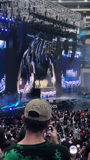 my method is you have to cry for 6 hours about not getting tickets then your family will take stray kids tickets VERY seriously. #foryou #trend #straykids #skz #kpop