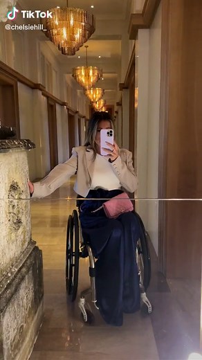 Fashionable Outfit Inspiration for Wheelchair Users