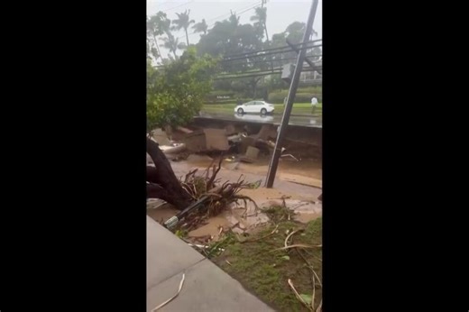 Rain brings landslides, rescues, and collapsed roads on Maui
