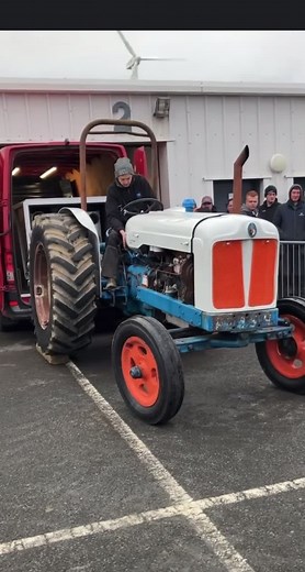 Fordson Major Tractor Showcase with 6-Cylinder Engine