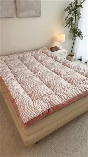 Ultra-Fluffy Mattress Topper Review - Transform Your Bed Into a Cloud