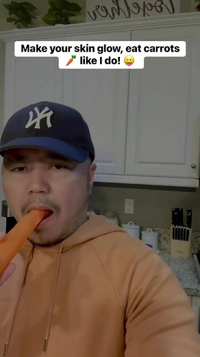 57 reactions · 18 comments | BENEFITS OF EATING CARROTS 凌 Carrots Promote Healthy Vision. Carrots Balance Your Blood Sugar. They're Great for Weight Management. They Might Lower Cancer Risk. Carrots Help With Blood Pressure Regulation. They May Reduce the Risk of Heart Disease #dietplan #carrots #dinnertime #crunchy #vegetables #fbreelsfypシ゚viralシ #fbreelsvideo #fbreels | Jack Lee C Jamin | Facebook