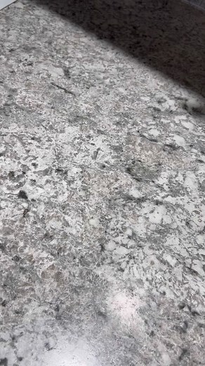 Pizza Hut #pizzahut #subs #saucy #breadsticks #whatieat #myorder #fastfood #sandwich #firstbite #foodwanderer #chickenparm