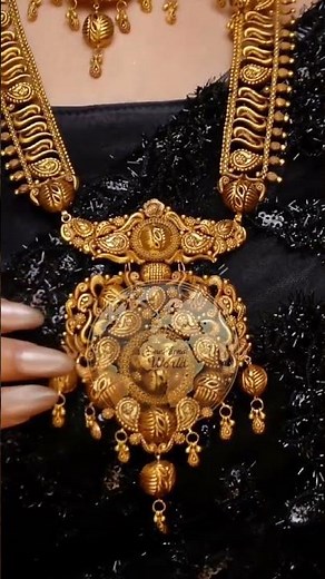 Pure Gold Jewellery Set | Simple & Classic 22K Gold Design