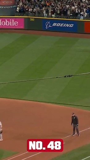 Top Plays of 2025: No. 48 Jorge Polanco walks it off in the 15th inning to send the Mariners to the ALCS! | MLB