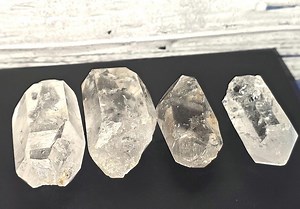 Enhydro Quartz Crystals – Rare Water-included Quartz Points – Healing, Meditation, Unique Collector Specimens, Gifts, Unique Items - Etsy