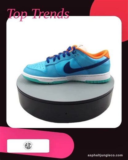 NIKE DUNK LOW SE MENS SHOES