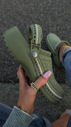 Crocs Stitched Vegan Suede Clogs — Echo Clog Arrival