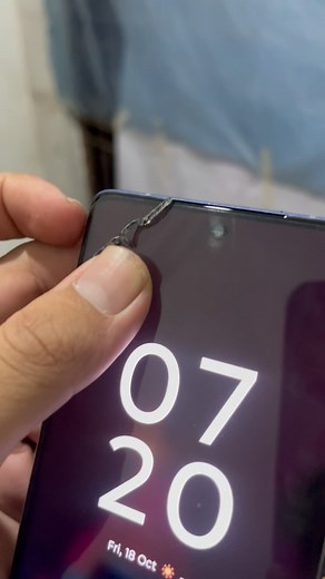 skin.cart1 on Instagram: "Uv glue phone speaker khrab 😱 Part 2 . . . . . #reels #uv #uvglass #uvglue #curvetemperedglass #motoegde50 #trendingaudio"