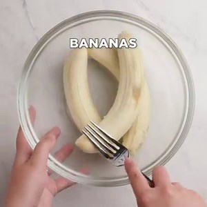 899K views · 16 reactions | Healthy Banana Nut Muffins are made with wholesome ingredients like whole wheat flour and whole grain oats with no butter or refined sugar - moist & fluffy! - RECIPE: https://feelgoodfoodie.net/recipe/banana-nut-muffins/ | Feel Good Foodie | Facebook