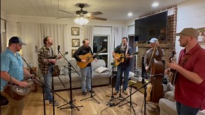 Living Room Bluegrass Jam- Ain’t Broke, But I’m Badly Bent featuring Brother Buddy Robertson #bluegrass #acousticmusic | Wiley Bailey