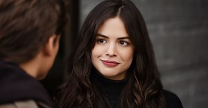"Titans" Season 2: Conor Leslie Has Fun as "Deathstroke Girl" [IMAGE]