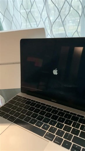 12 Inch MacBook (2016) unboxing #apple