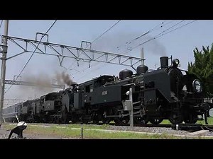 迫力のＳＬ「３重連」…東武鉄道の車両基地で披露