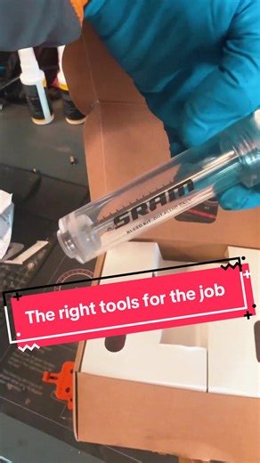 New tool day courtesy of SRAM. A decent bleed kit goes a long way to workshop efficiency and the old one just wasn’t cutting it with how busy we are now, so the proper tools from the folks that designed the parts. This is definitely going to be getting a lot of use this summer! Trick from the head of SRAM tech in the UK - leave the dot fluid in the syringes so they don’t react with the air/go off and go all hard/manky in the hoses. This kit has already hugely sped up how I bleed SRAM brakes @sra