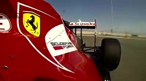 488GTB 本人は出てきませんが、F1、GT、FXX K など、このクルマに込められたテクノロジーの元が走りまわっています。488GTBは、可変フラップ、F1で禁止になったブロウンディフューザーなんて革新的なデバイスがてんこ盛りで、シロートでもサーキットでプロ並みの走りができるらしいです 日本語情報-> http://auto.ferrari.com/ja_jp/news-events/news/ferrari-488-gtb-bringing-track-road/ Source: Ferrari #ferrari #488GTB #F1 #fxxk #458italia | RacerLink Japan