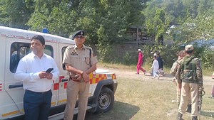Eid ul Adha Namaz prayers at Eid Gha Changa Bhalessa. Administration had made adequate security arrangements on the occasion of Eid-ul-Azha while prayers were offered in Eidgah and Masque amid tight security arrangements in Bhalesa and it's adjoining areas. #eidmubarak #eid2024 #Congratulation #Eid | The Daily Hindustan