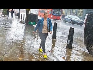 Heavy Rain In Islington Streets in London