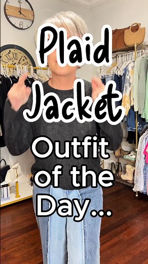 Plaid or check is such a great pattern to wear in the fall and it is so versatile it just screams autumn!!!🍁 Whether you’re pairing it up with jeans or dressing up for work, this classic pattern can be used in so many ways…. How do you wear your plaid leave me a comment??? #50andfabulous plaid #plaidshirt #falloutfit #denim | Penelope J Cotton Cope