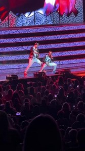 Blockheads Unite on Reels