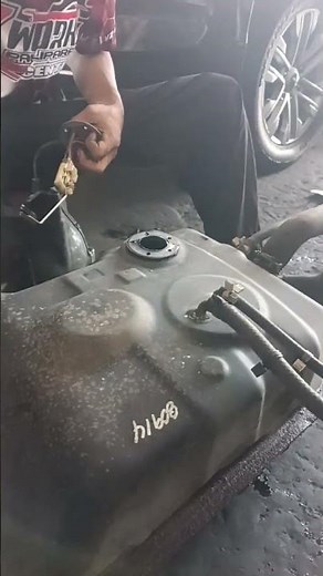 cleaning of fuel tank DIY#shortvideo #everyone #fueltank