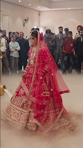 Beautiful Indian Wedding Bridal Entry | Emotional Dulhan Entry Moment 👰✨ #weddingvibes #bridalentry