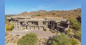 Giants’ Tim Lincecum lists giant Arizona mansion