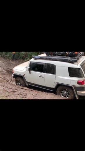 FJ Cruiser in its natural habitat! #fjcruiser #offroad #overland #4wd #toyota #mud
