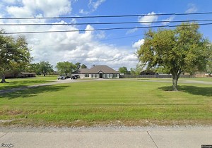 1704 Savanne Rd, Houma, LA 70360 | Homes.com