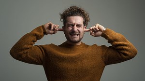 La revue de la presse : quelle attention portez-vous au bruit ? Une grande enquête sanitaire en Flandre - RTBF Actus